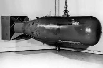 Atomic bomb, types of nuclear bombs and characteristics
