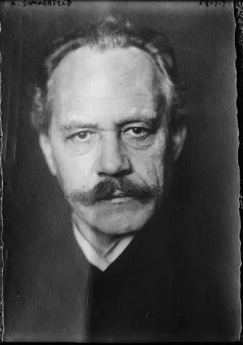 Arnold Sommerfeld: pioneer in physics and atomic theory