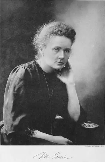 Marie Curie: biography and contributions to nuclear energy